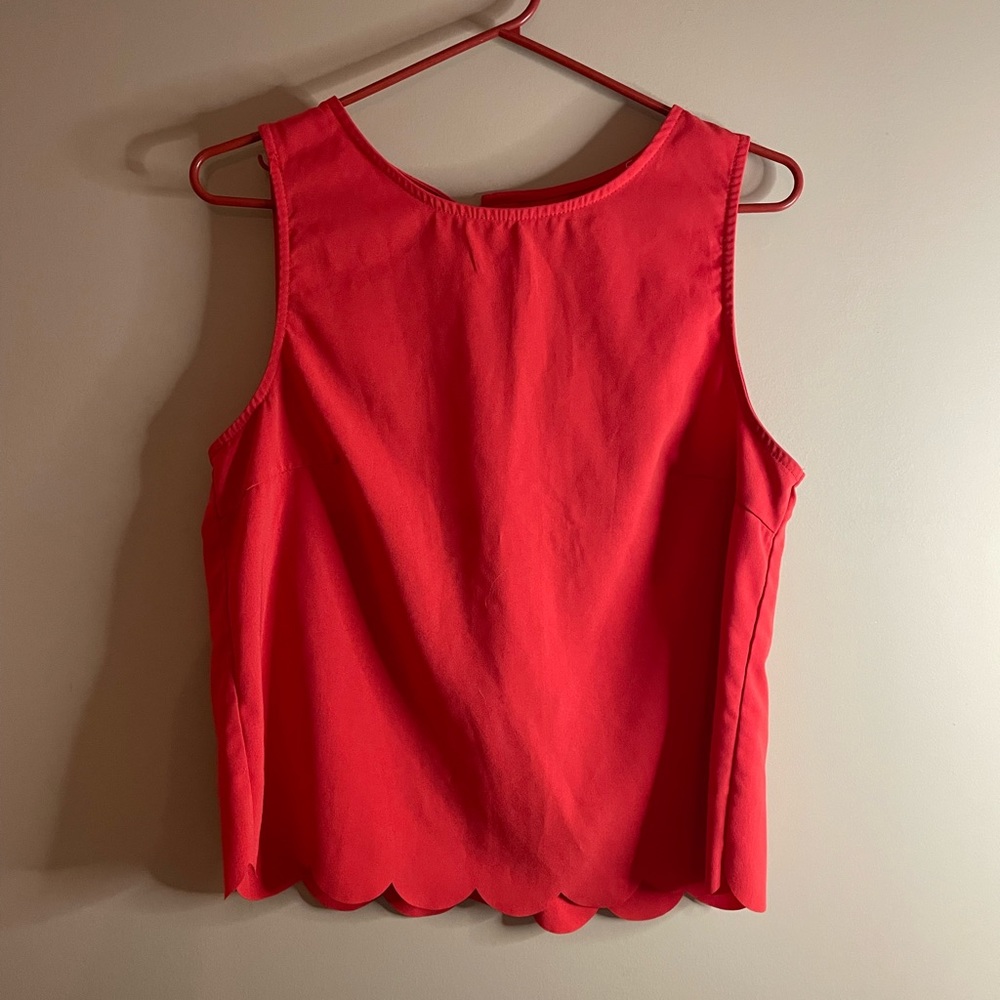 GUC Red Sleeveless Layering Top, Size M